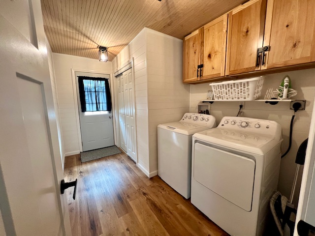 Photo tour image of Cozy Bluebird Haven