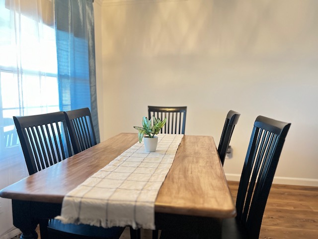 Photo tour image of Cozy Bluebird Haven
